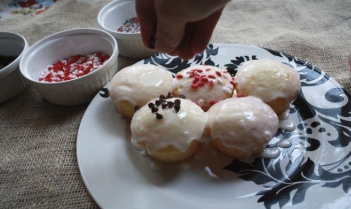  796 x 476 步骤 4 厨师派对纸杯蛋糕火锅的图片 